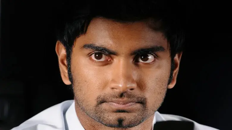 முப்பொழுதும் உன் கற்பனைகள் - Fondo