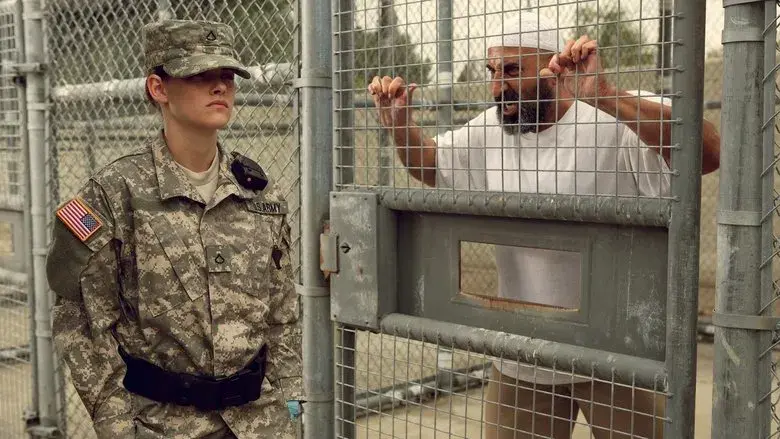 Camp X-Ray - Fondo