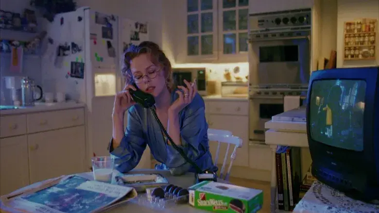 Eyes Wide Shut - Fondo