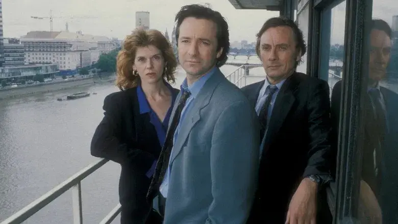 Between the Lines - Fondo