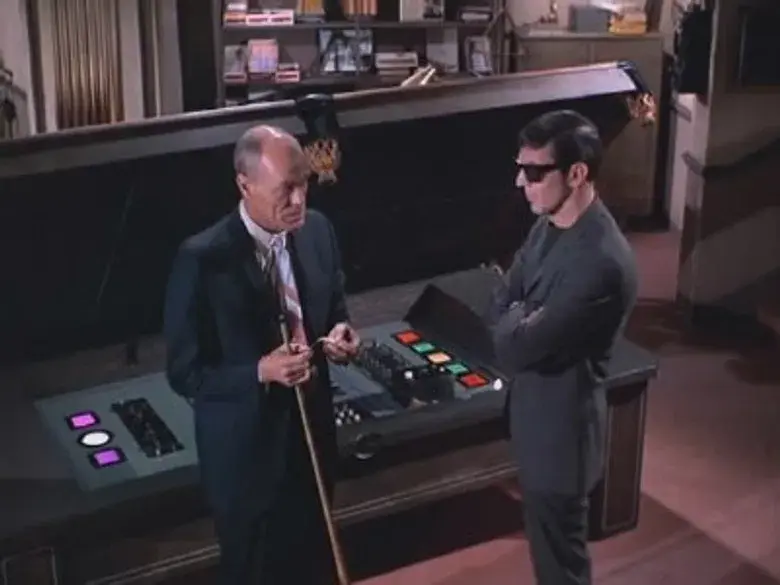 Los garabatos del espía muerto