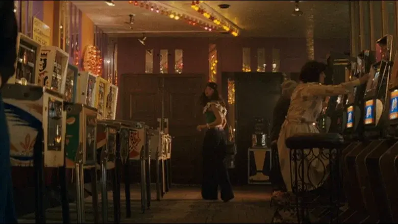 Flashbacks of a Fool - Fondo