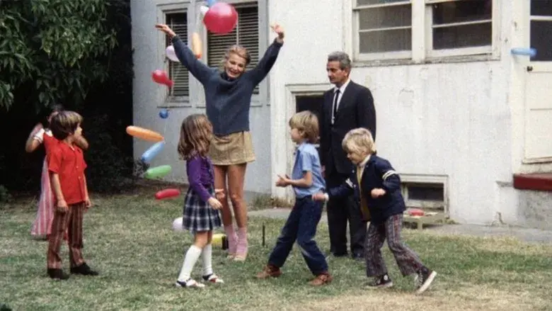 Una mujer bajo la influencia - Fondo