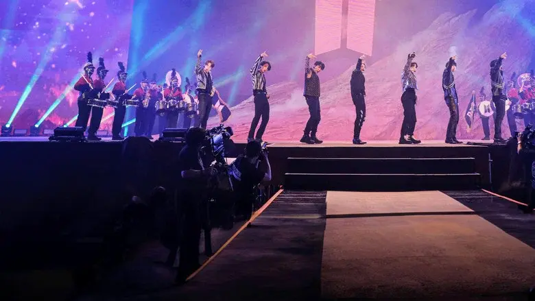BTS Monuments: Beyond The Star - Fondo