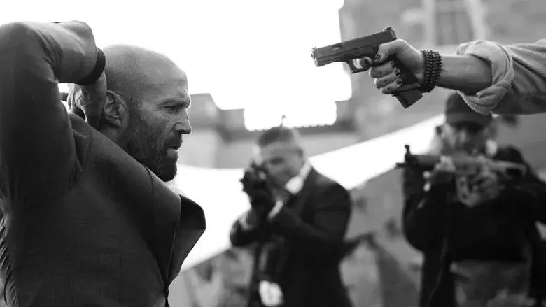 Beekeeper: El protector - Fondo