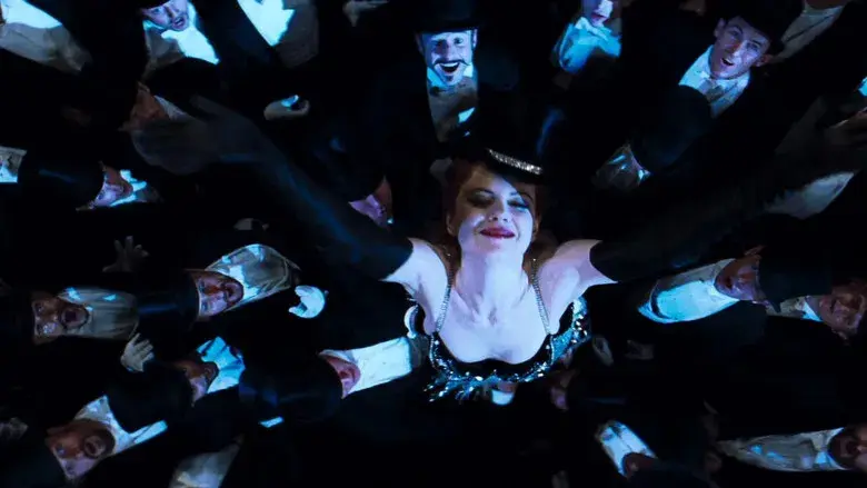 Moulin Rouge - Fondo