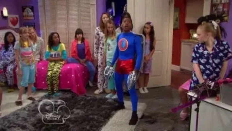Travesuras de una fiesta de pijamANTs