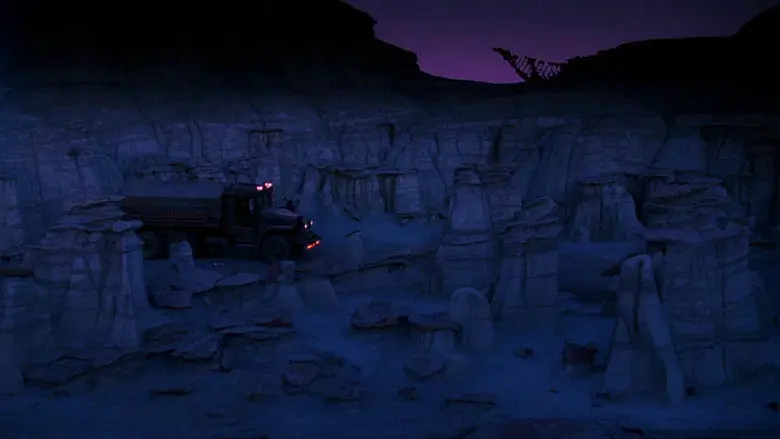 Carga maldita - Fondo