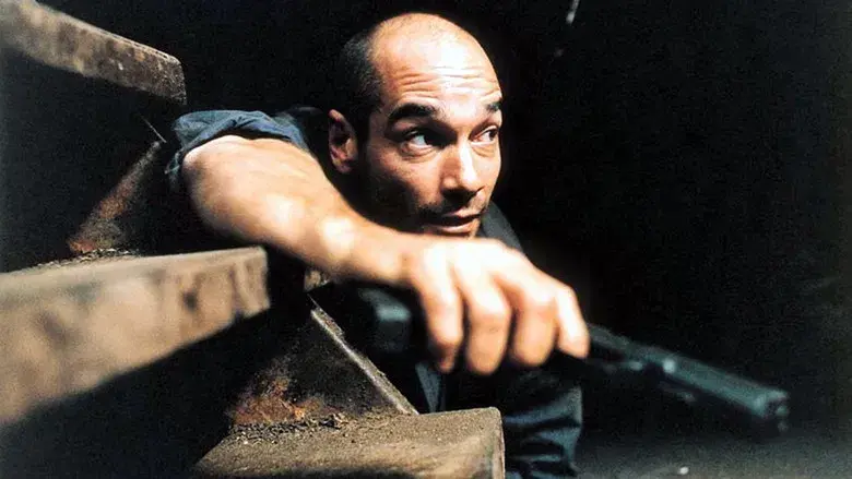 La sirena roja - Fondo