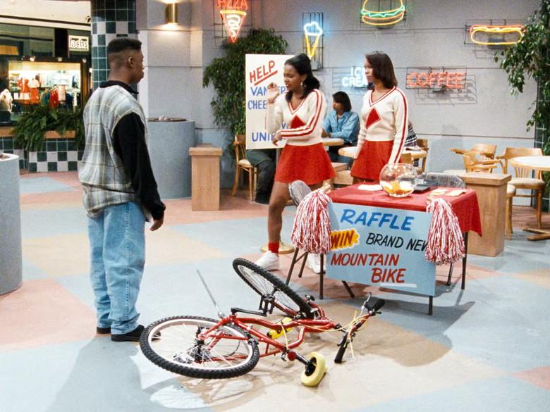 Escenas en un centro comercial