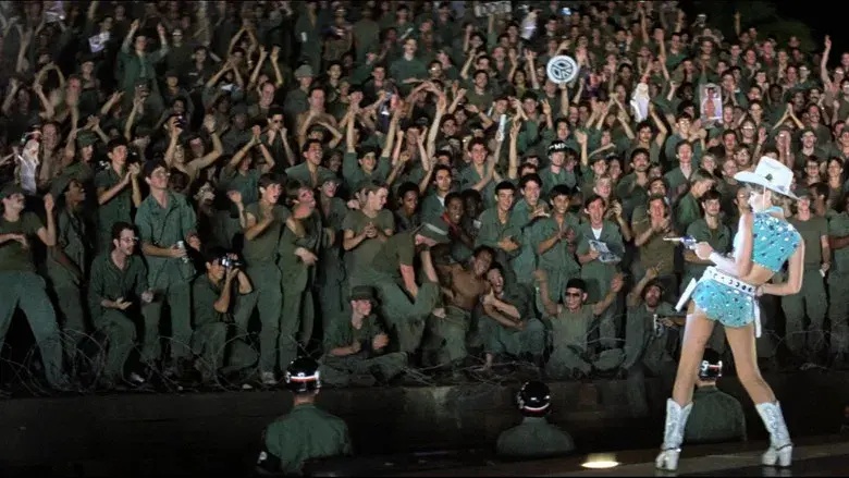 Apocalypse Now - Fondo