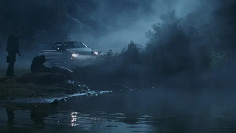 Kiss Kiss Bang Bang - Fondo