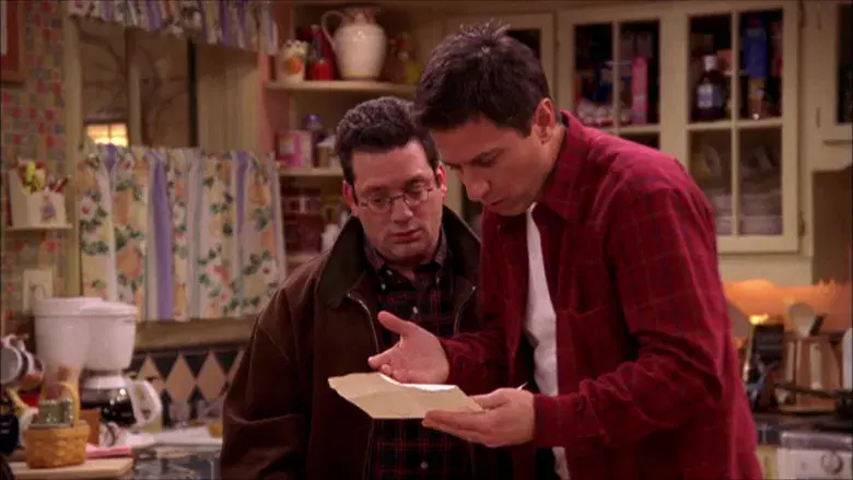 Alguien odia a Raymond