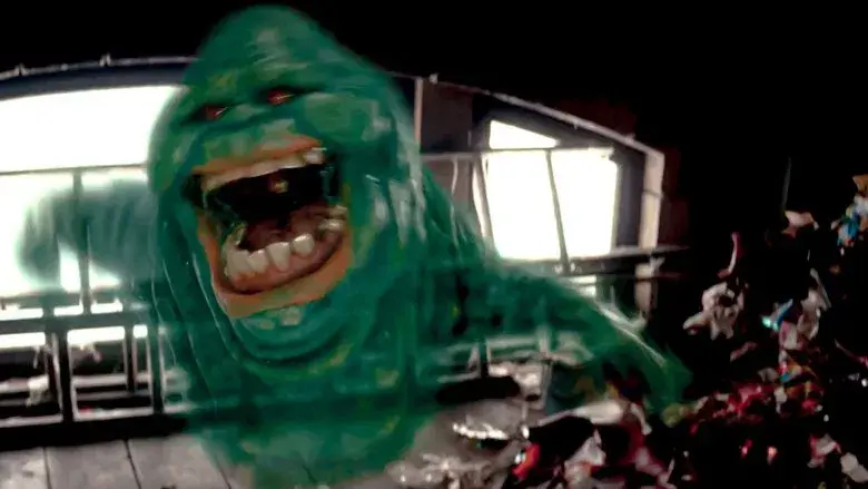 Cazafantasmas: Imperio helado - Fondo