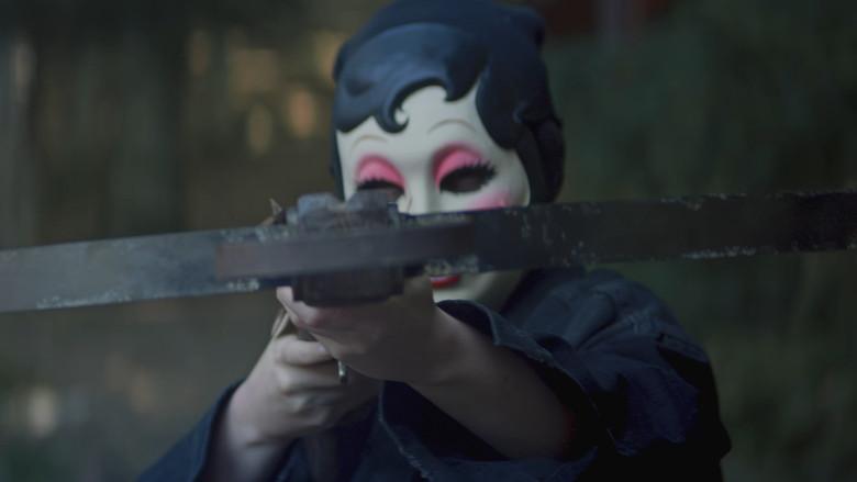 Strangers: Capítulo 2 - Fondo