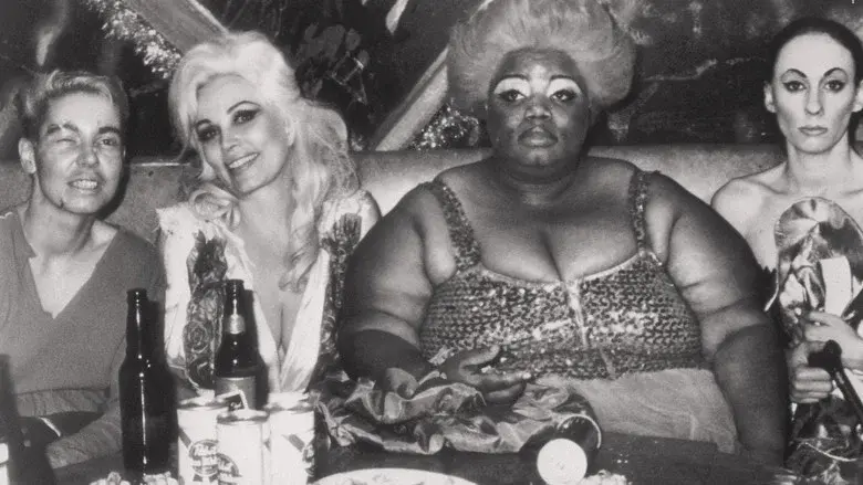 Vivir desesperadamente - Fondo