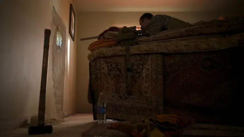 Warfare: Tiempo de guerra - Fondo