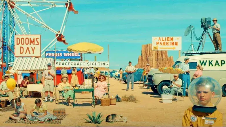 Asteroid City - Fondo