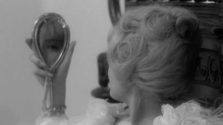 Cleo de 5 a 7 - Fondo