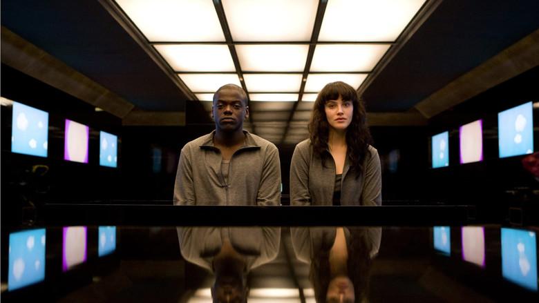 Black Mirror - Fondo