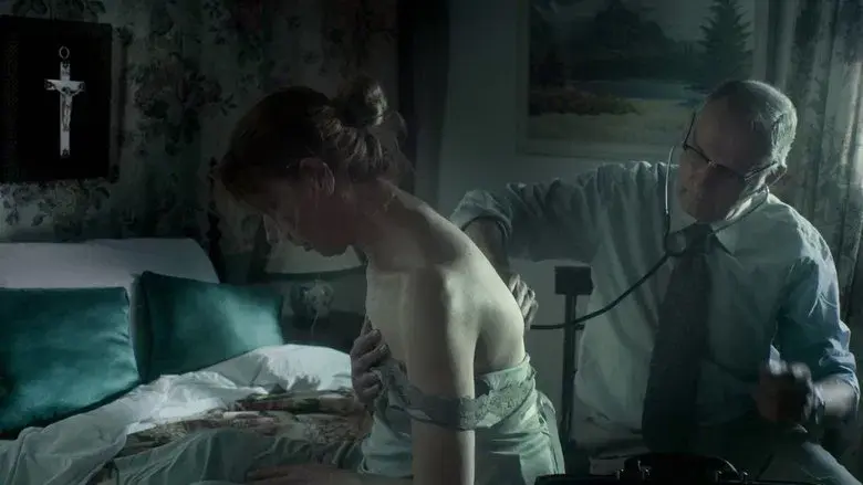 La Bruja De Hitler - Fondo