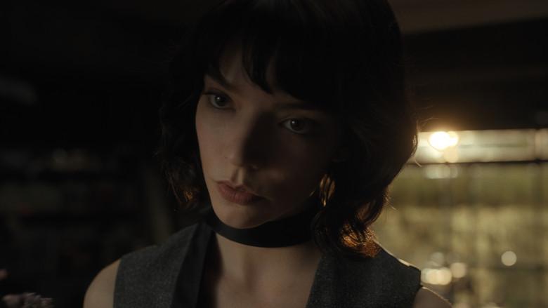 El abismo secreto - Fondo