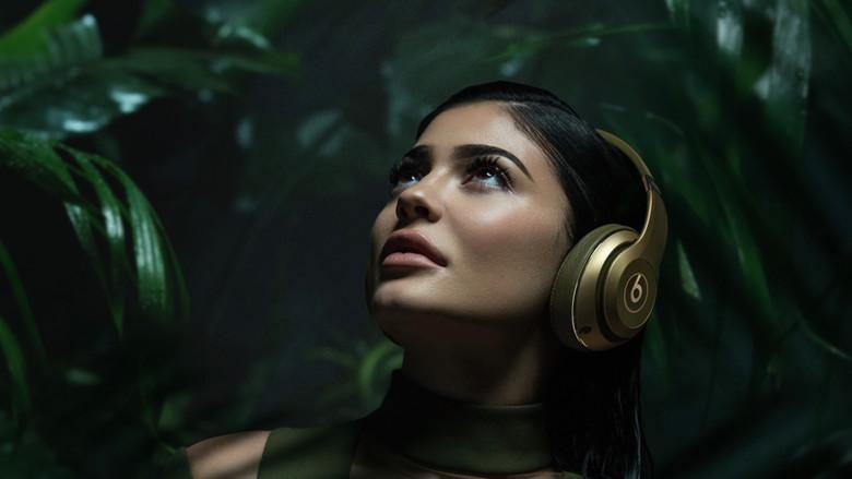 La Vida de Kylie - Fondo