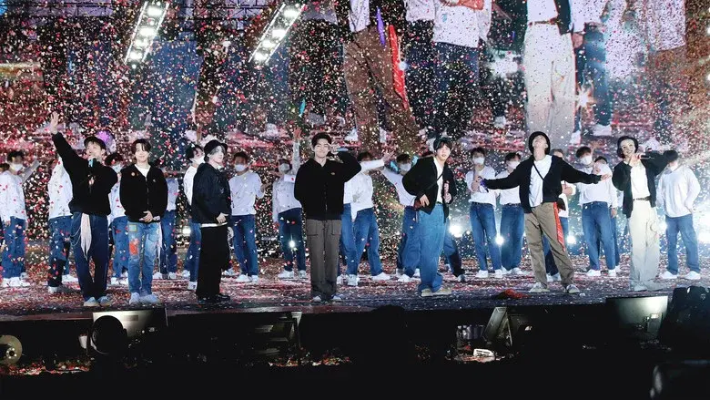 BTS Monuments: Beyond The Star - Fondo