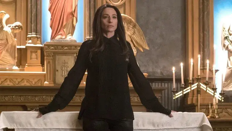 La noche tiene mil ojos