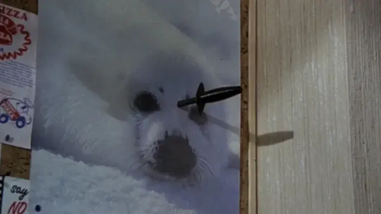 Un pez llamado Wanda - Fondo