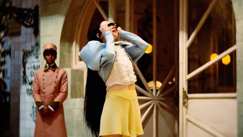 Pobres criaturas - Fondo