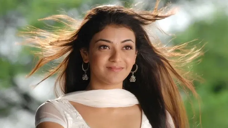 బృందావనం - Fondo