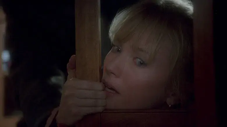 Nunca hables con extraños - Fondo