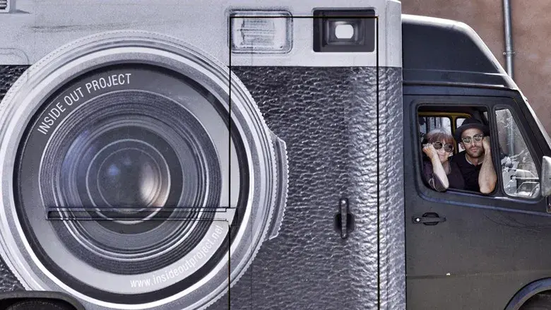 Caras y lugares - Fondo