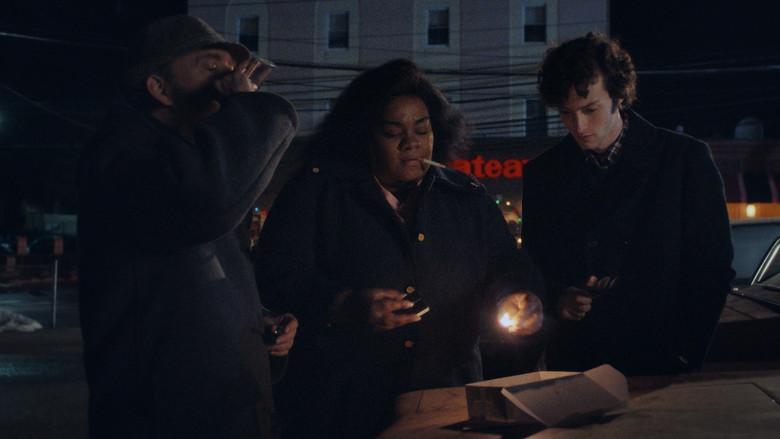 Los que se quedan - Fondo