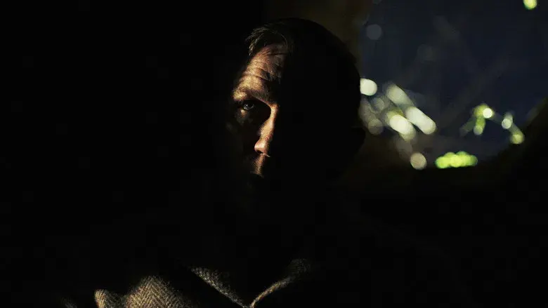 Puñales por la espalda - Fondo