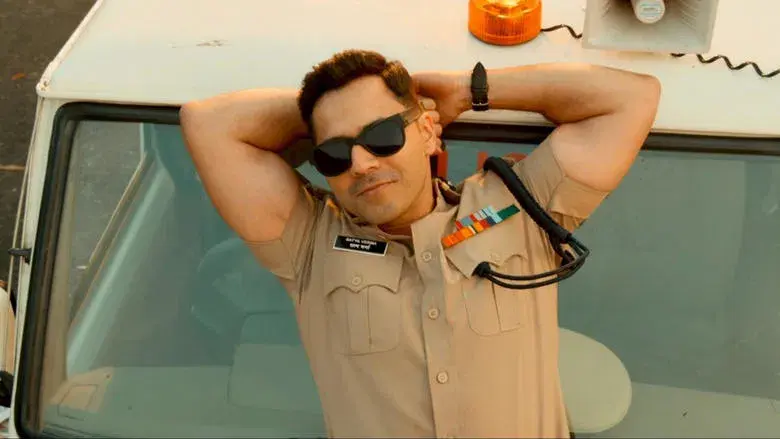 बेबी जॉन - Fondo