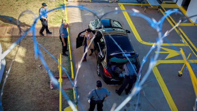 Nefarious. Cuando habla el diablo - Fondo