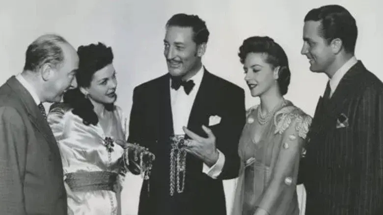 Secrets of the Lone Wolf - Fondo