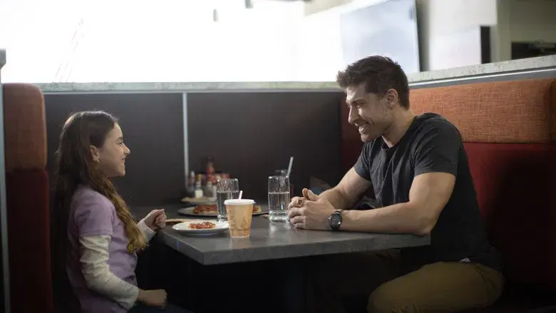 Rey de asesinos - Fondo