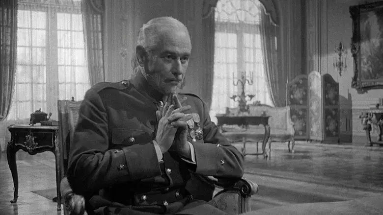 Senderos de gloria - Fondo