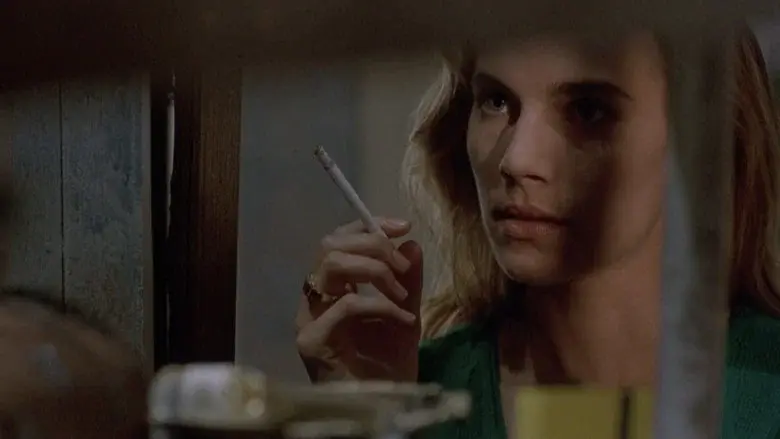 Hellraiser III: Infierno en la Tierra - Fondo