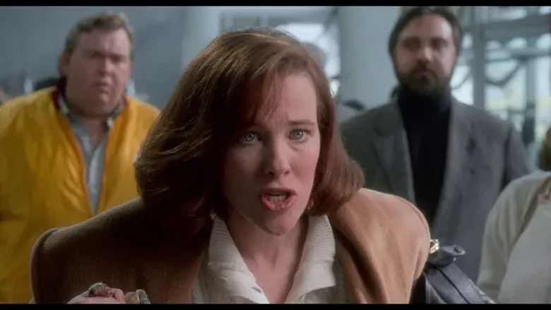 Solo en casa - Fondo