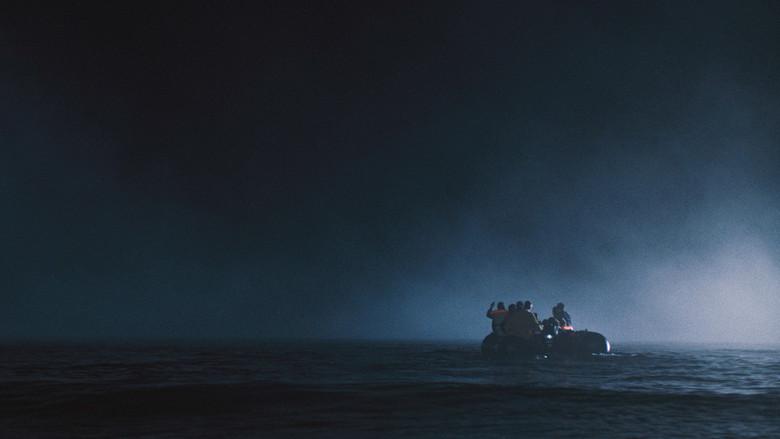 Yo era un extraño - Fondo