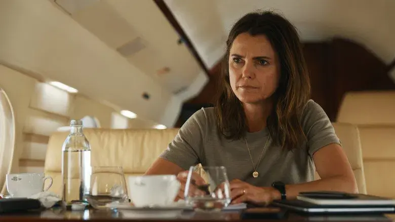 La diplomática - Fondo