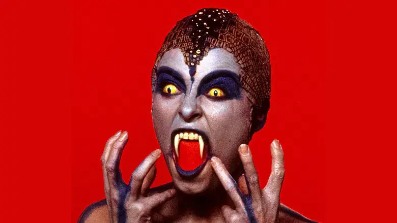 La guarida del gusano blanco - Fondo