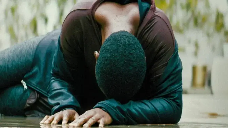 A la intemperie - Fondo