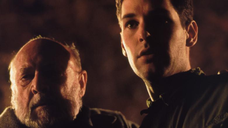 Halloween 6: La maldición de Michael Myers - Fondo