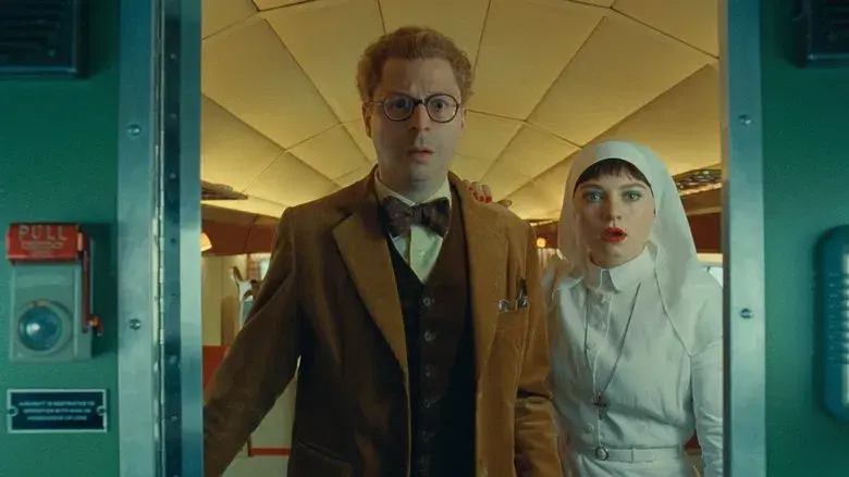 La trama fenicia - Fondo