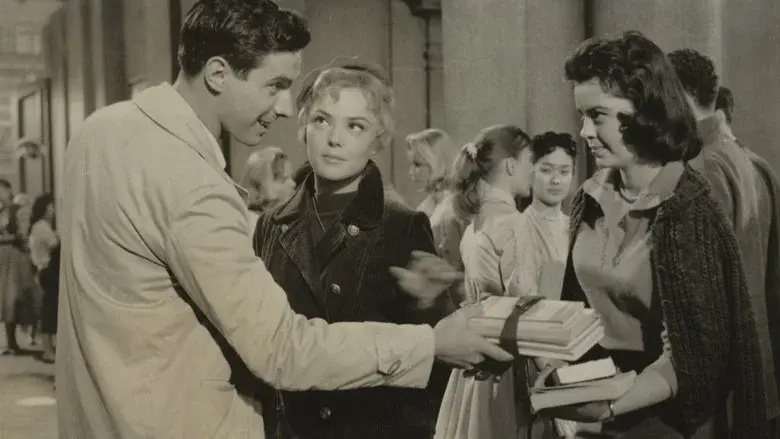 Una cierta sonrisa - Fondo